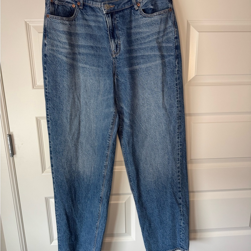 American Eagle Outfitters Relaxed Blue Jeans